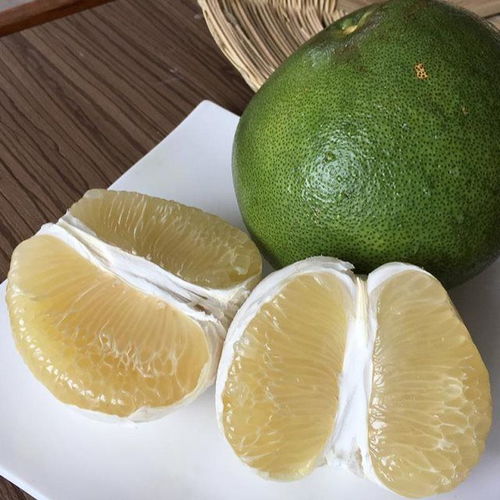泰國青柚子 白心金柚的當季魅力與市場機遇